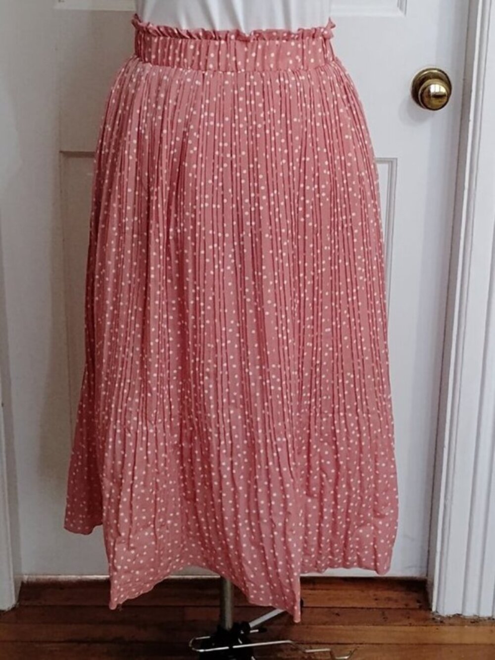 Polka Dot Crystal Pleated Midi Skirt - Picture 2 of 7